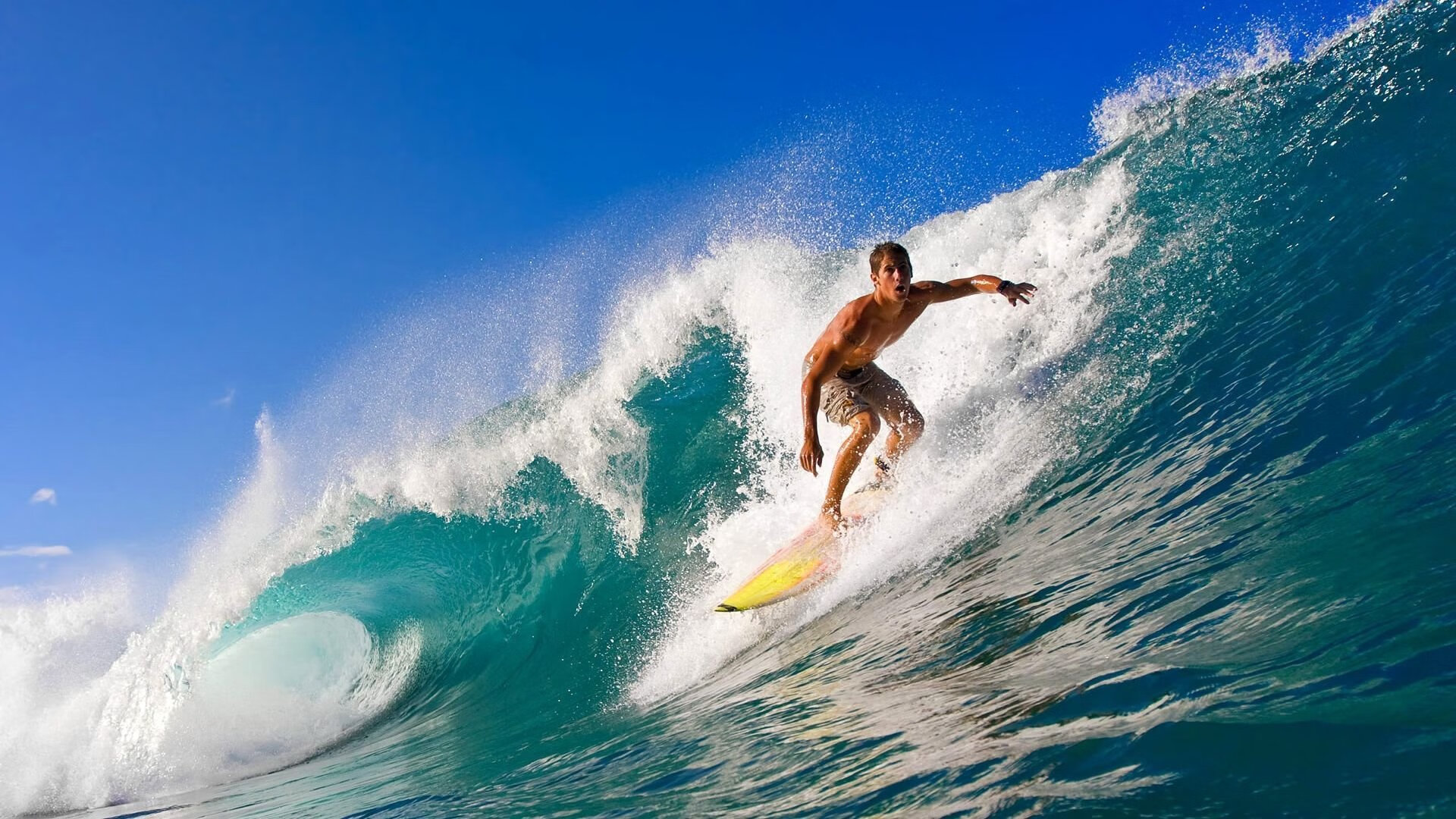 国足备战训练氛围积极热烈，国足练兵