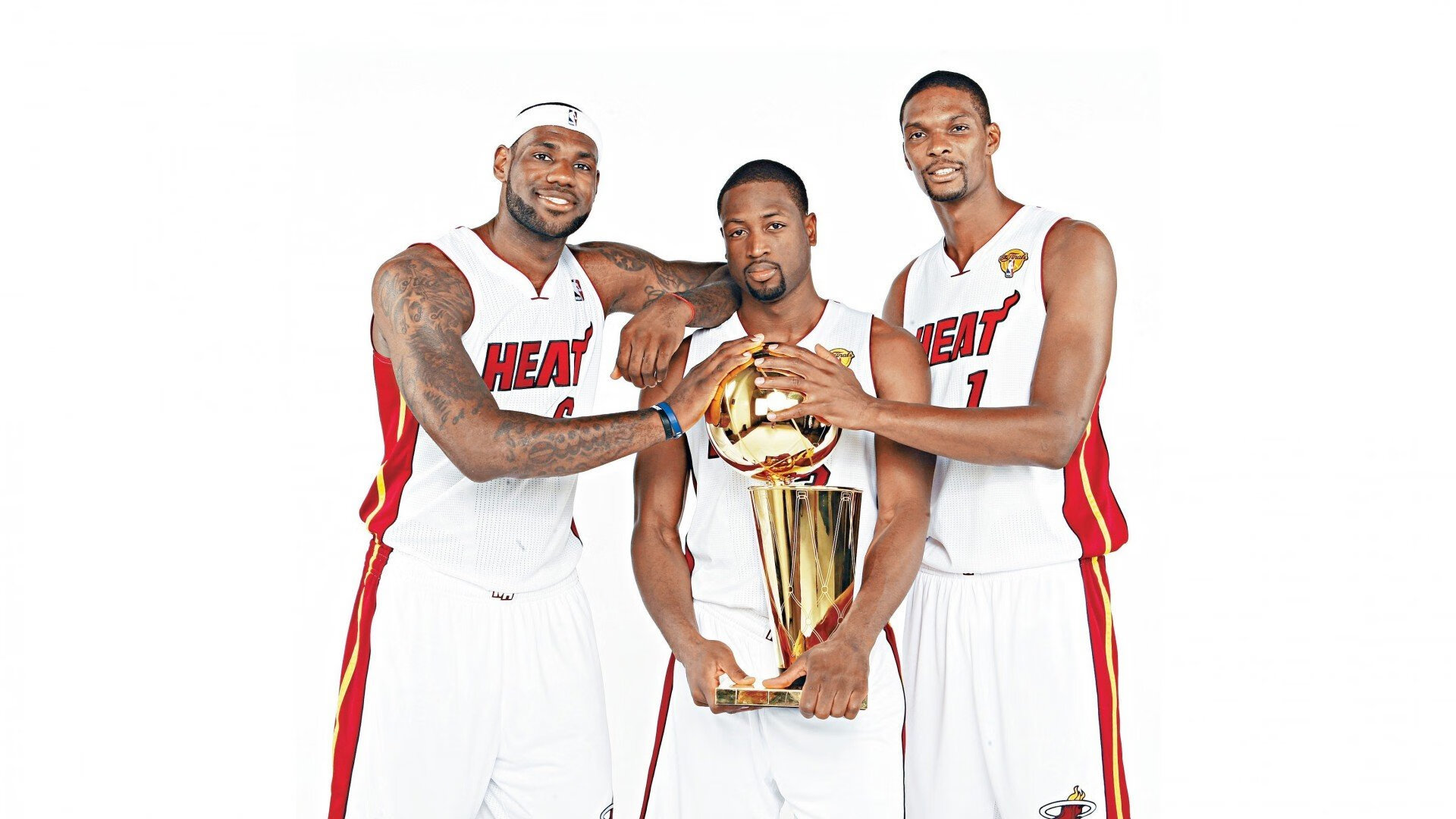 九游官网APP-东契奇爆发！湖人杀进西部前三！2年1200万签下第三巨头，东契奇在nba什么球队